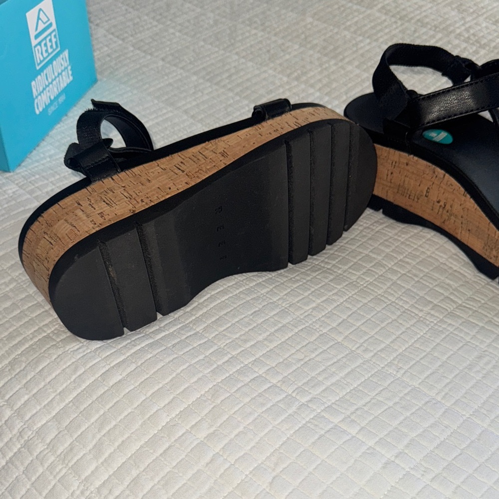 Reef Black Women's Platform Sandals - Picture 5 of 7